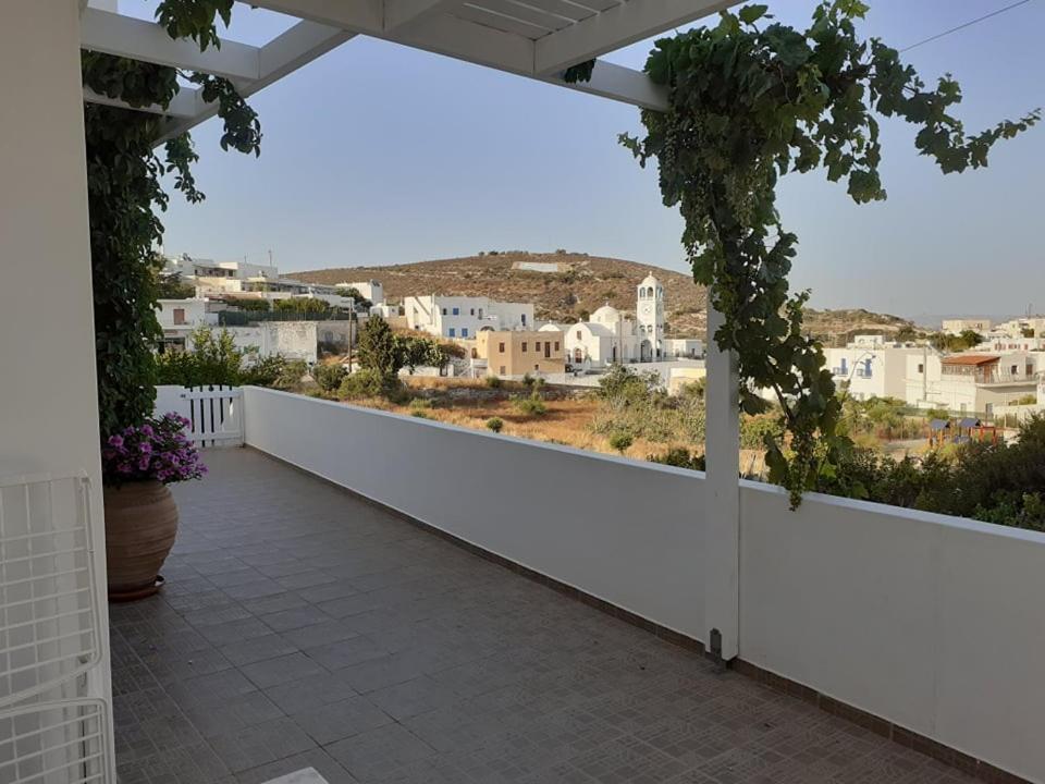 Matilda Milos - Cycladic Living Apartment Triovasálos Exterior foto